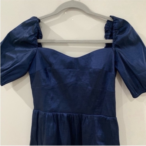 Ali Golden Dress Sweetheart Mini Puff Sleeve in Metallic Navy - Picture 5 of 7